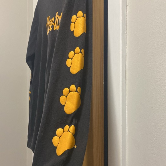 Long Sleeve Cheetos Shirt - Picture 3 of 5